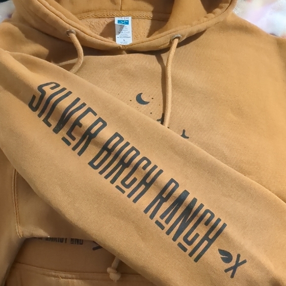 Tan Hoodie - Picture 4 of 4